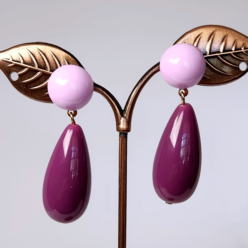 Vintage Style Lavender and Plum Purple Teardrop Dangle Drop Post Earrings 1.75"